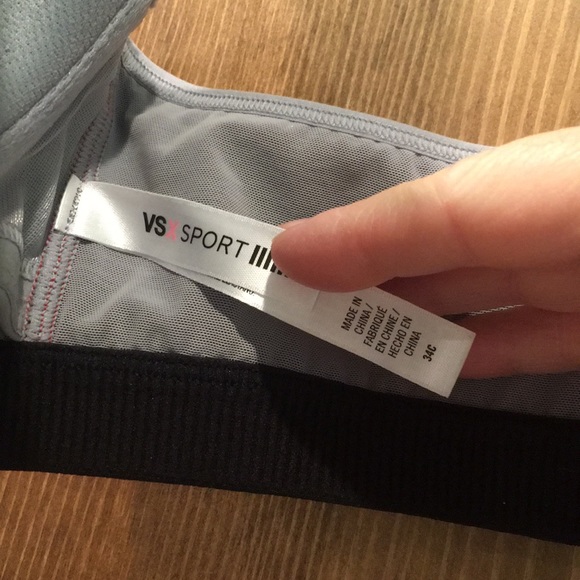 VS knockout sports bra - Picture 4 of 5